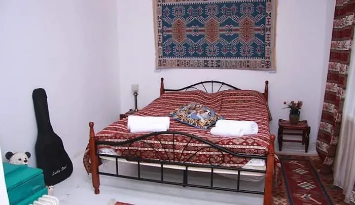Guest House In Sanahin